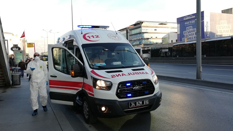 Türkiye’de 65 yaş ve üstü kişilerin dışarı çıkmalarına sınırlama 